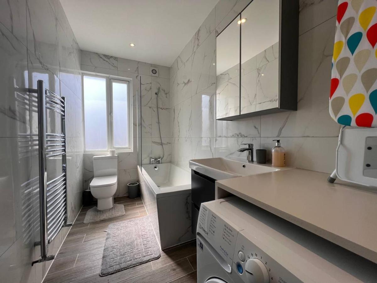Star London Finchley Road 2-Bed Residence Esterno foto