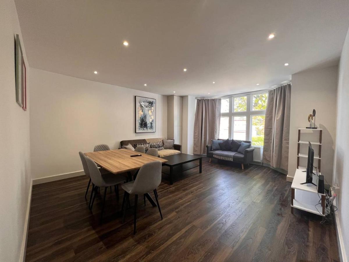 Star London Finchley Road 2-Bed Residence Esterno foto